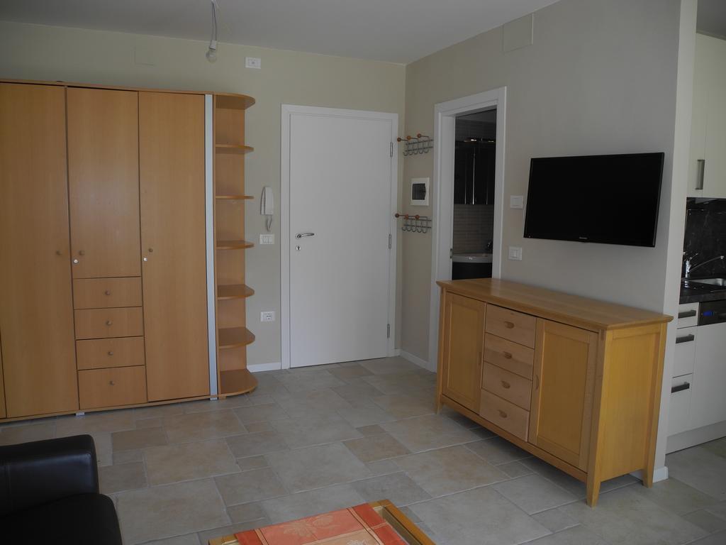 Annabella Apartment Riva del Garda Exterior photo